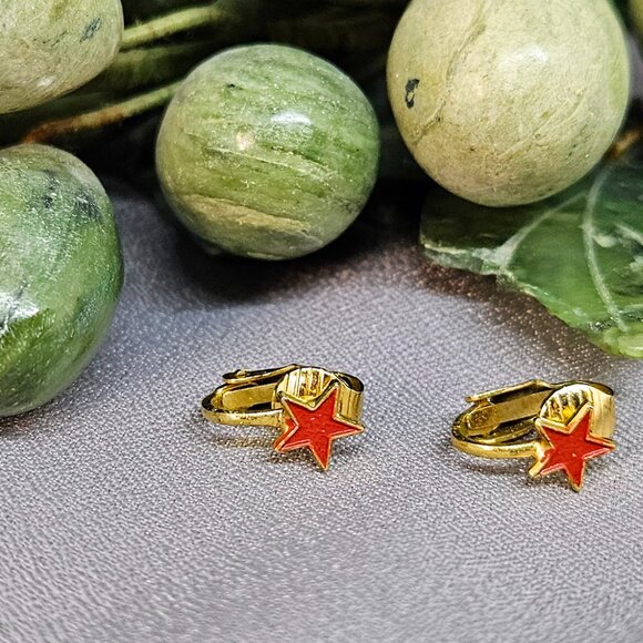 Clip-on Earrings, Red Hearts, Gold tone, Dainty, Petite, Cute - 1/2" - Picture 1 of 6